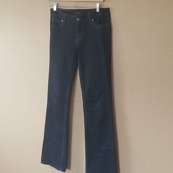 Women Jean's dark wash size 4R - Picture 5 of 7
